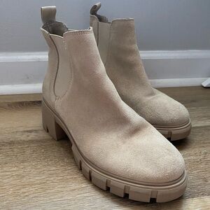 Steve Madden Howler Chelsea Faux Suede Chunky Heel Boots with Lug Soles in Taupe